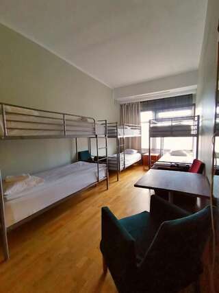 Отель Arkadia Hotel & Hostel Хельсинки Односпальная кровать в общем номере для женщин-1